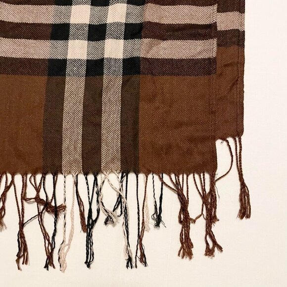 Pashmina Checkered Plaid Scarf Fringed 68 x 25 Inch - Picture 11 of 16